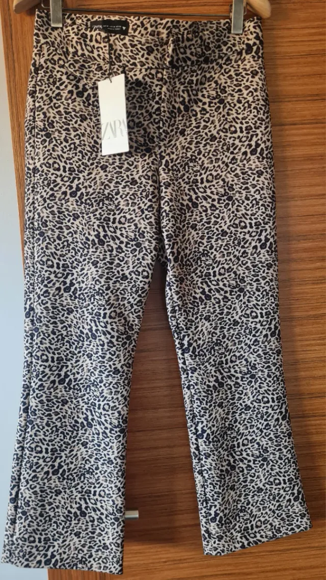 Pantalón juvenil Zara animal print