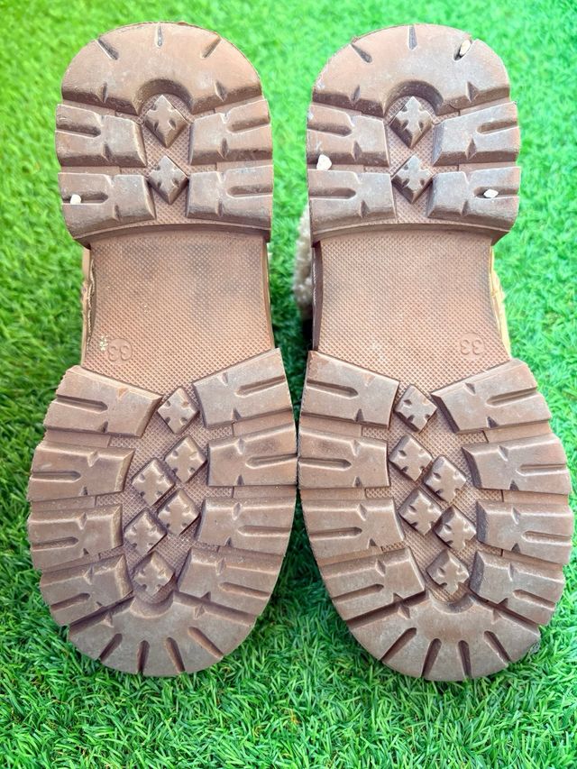 Botas niña camel con pelo