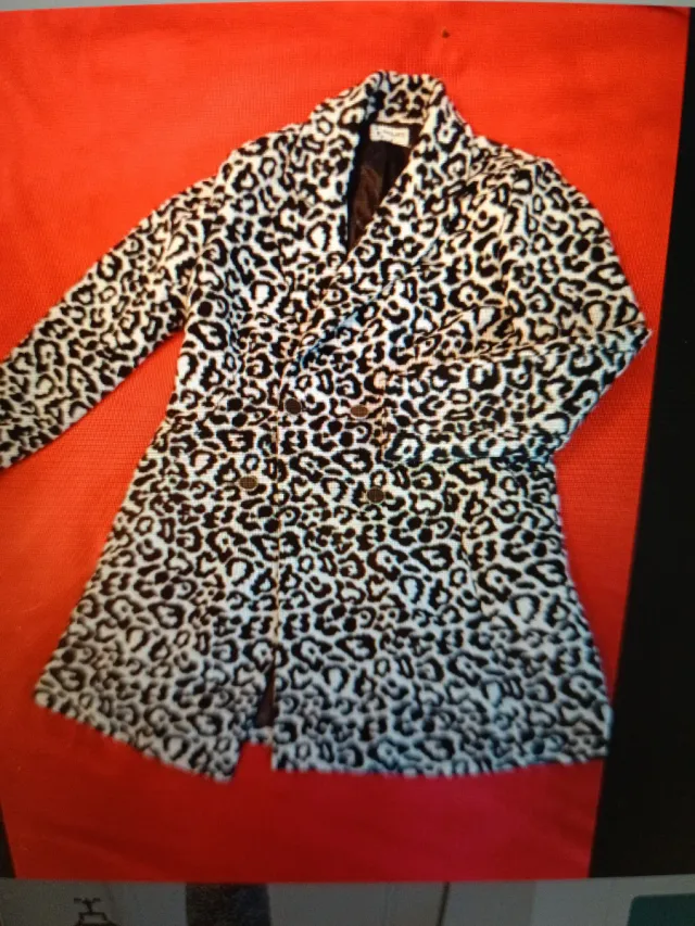 Abrigo estampado animal Minueto