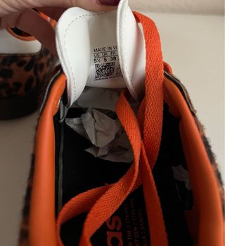 Zapatillas Adidas Samba de leopardo naranjas