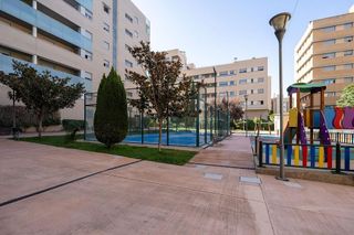 Piso en venta en Campus de la Salud en Granada