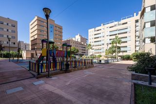 Piso en venta en Campus de la Salud en Granada