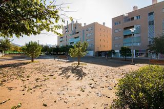 Piso en venta en Campus de la Salud en Granada