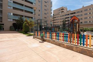 Piso en venta en Campus de la Salud en Granada