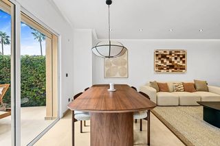 Piso en venta en Los Naranjos - Las Brisas en Marbella