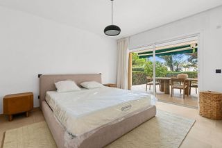 Piso en venta en Los Naranjos - Las Brisas en Marbella