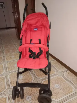 Passeggino Chicco rosso