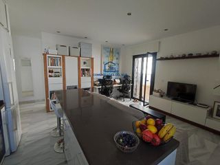 Piso en venta en La Caleta - La Viña en Cádiz