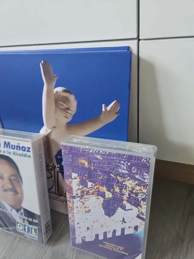 Libro y DVD Marbella GIL