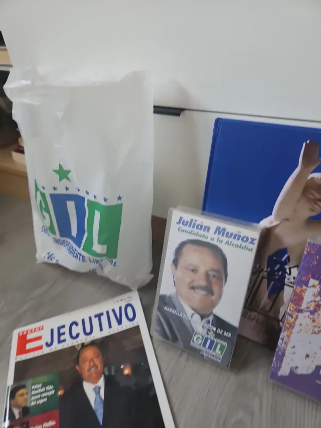 Libro y DVD Marbella GIL