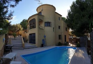 Chalet en venta en Campos de Golf - Villa Martin - Los Dolses en Orihuela