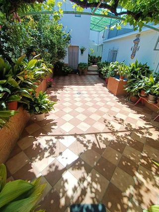 Casa adosada en venta en Alcalá la Real