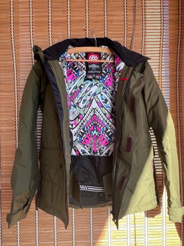 Traje para la nieve. Conjuto chaqueta y pantalon