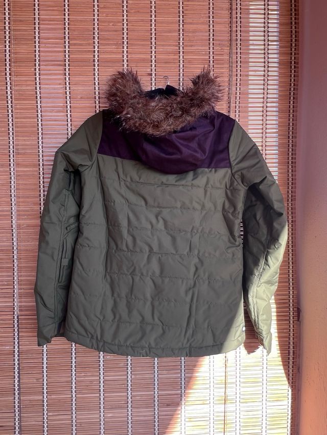 Traje para la nieve. Conjuto chaqueta y pantalon