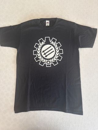 Camiseta Negra Frente del Hierro