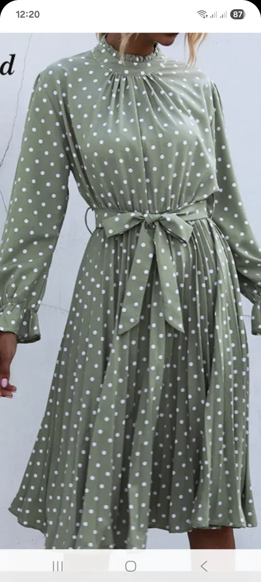 Vestido Shein lunares verde talla L