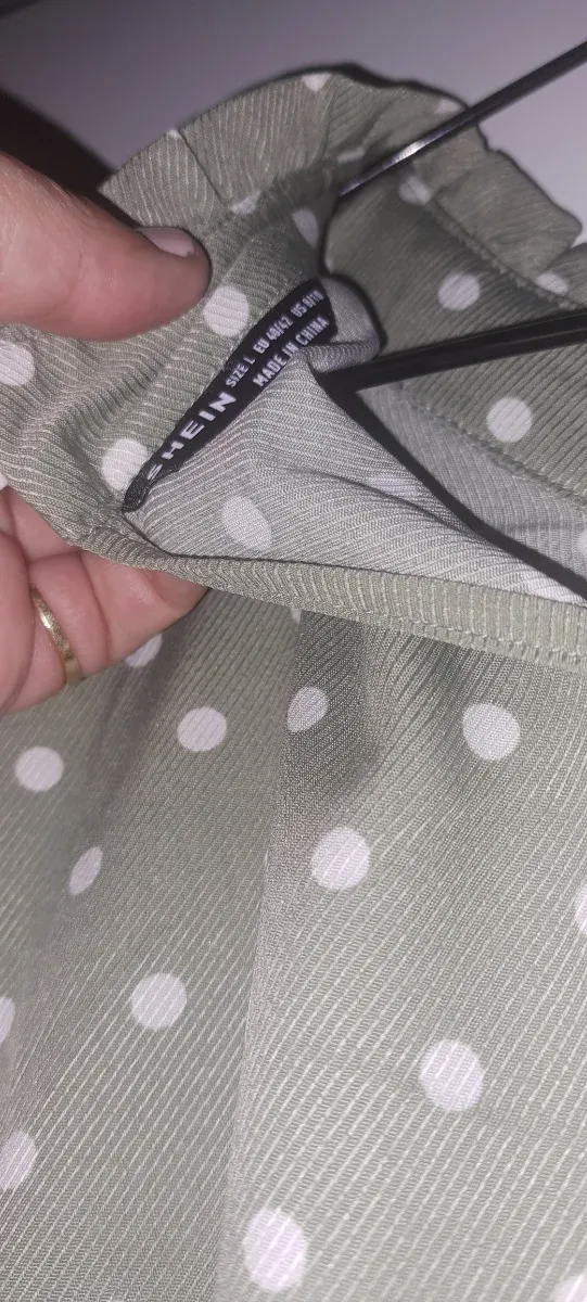 Vestido Shein lunares verde talla L