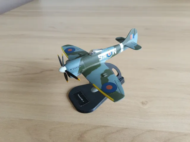 Modellino Aereo Tempest Mk. V cm 11 c.