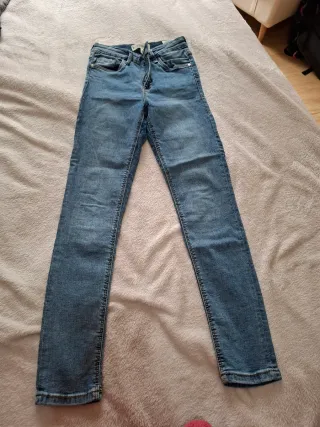 Pantalón vaquero pitillo Mango NOA 