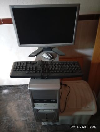 Ordenador Acer Completo