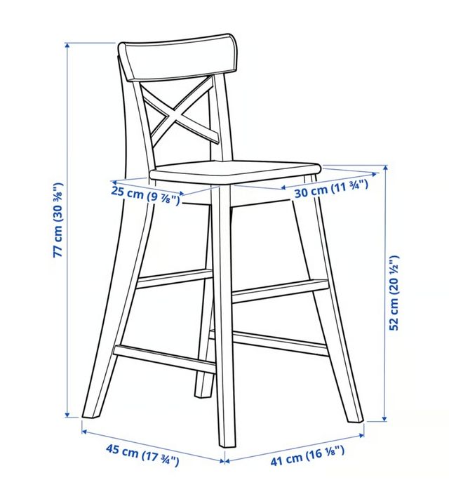 2 sillas de madera. Modelo Ingolf Ikea