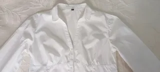 Blusa blanca de mujer