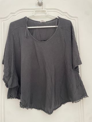 Camiseta Zara Ancha Gris Talla Única