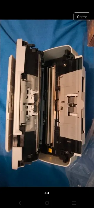 Escáner Fujitsu fi-6130Z