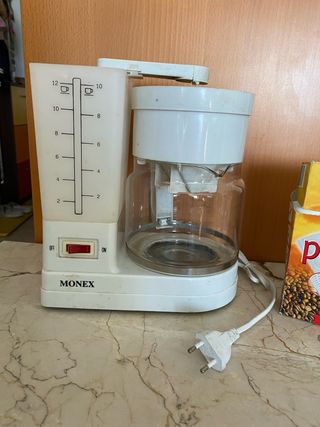 Cafetera Monex Blanca