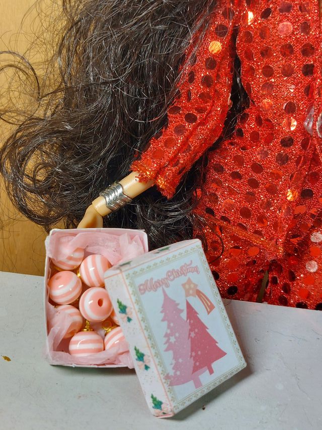 Caja Bolas Navidad 1:6 Barbie