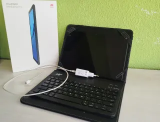 Huawei MediaPad T5 Negro + Teclado