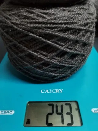 3 Ovillos Lana Acrílica Gris