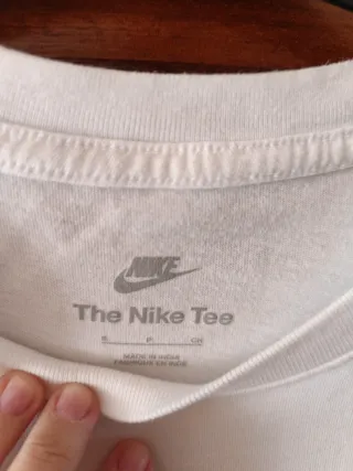 Camiseta Nike con estampado de cupido