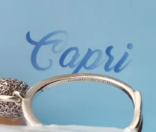 Anello Capri con ciondolo a forma di campanella
