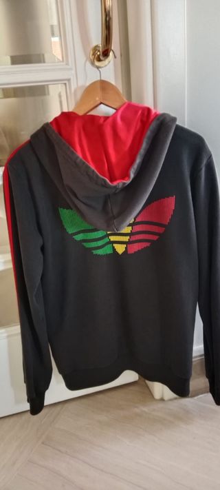 Sudadera Adidas Chile 62 con cremallera y capucha