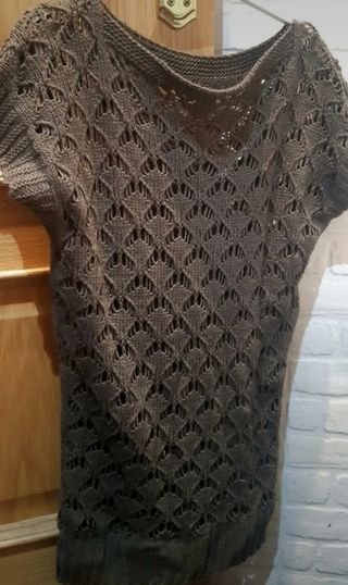 Jersey calado caqui. Talla M