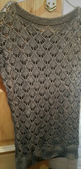 Jersey calado caqui. Talla M