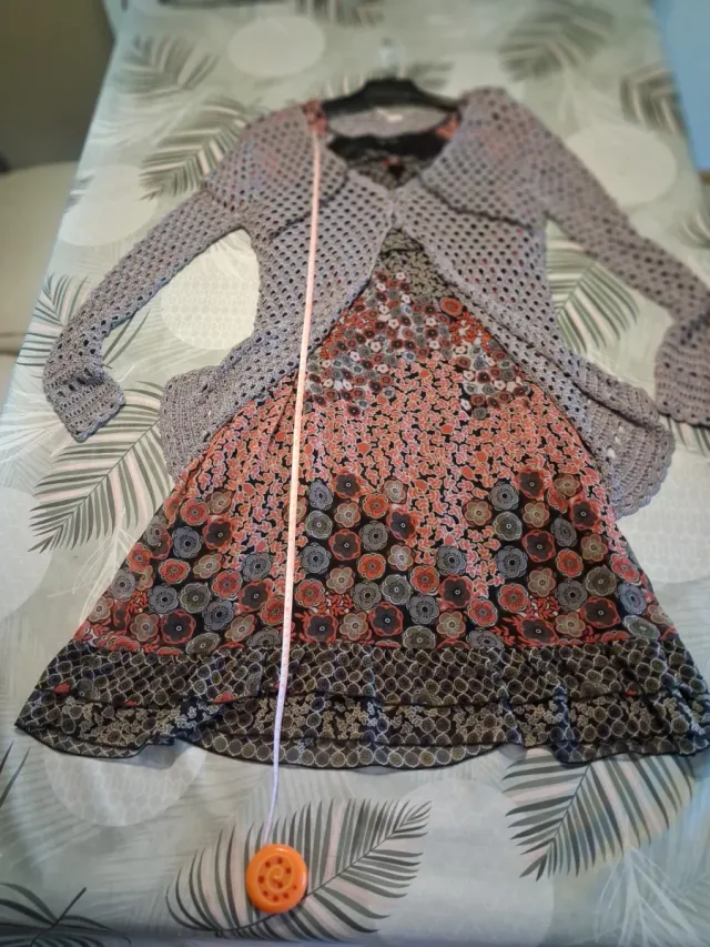 Conjunto Vestido y Chaqueta Punto