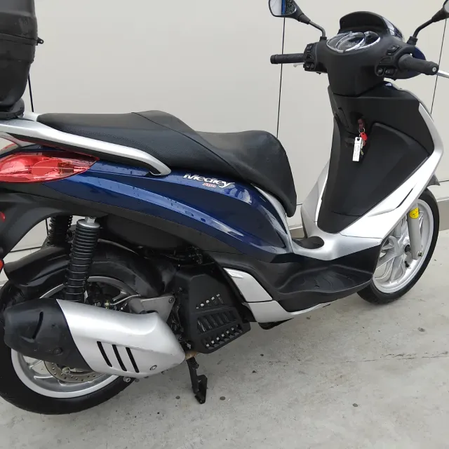 Piaggio Medley 125
