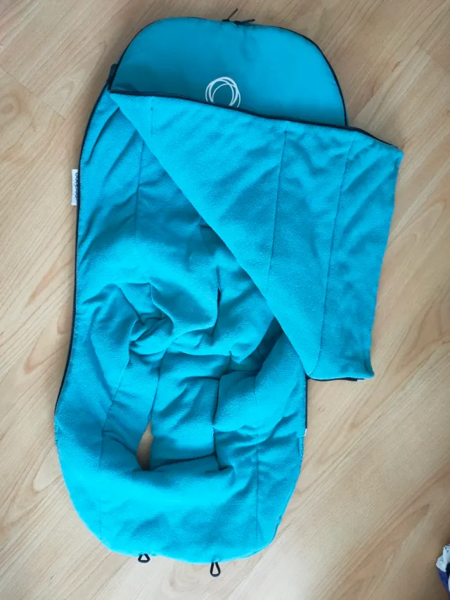 Saco Bugaboo azul, muy buen estado.