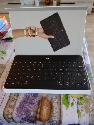 Teclado Logitech Keys-To-Go Inalámbrico Negro