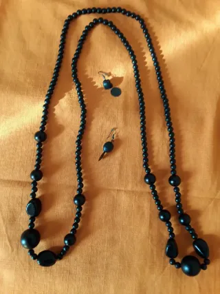 Bisutería Abalorios Collares y Pendientes