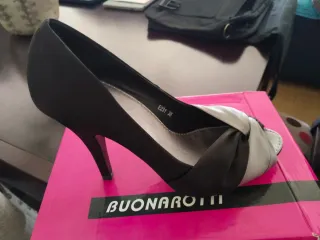 Zapatos de tacón BUONAROTTI negros y grises