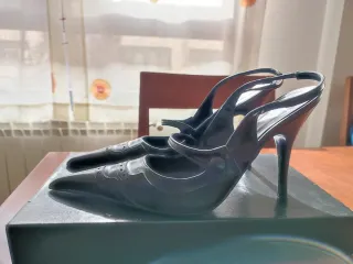 Zapatos de tacón Amparo Bernus negros