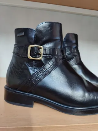 Botines Sandra Fontan Negros Comprados en krack