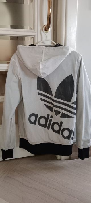 Chubasquero Adidas Negro y Blanco reversible