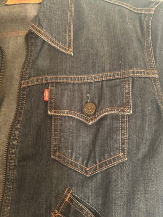 Cazadora tejana Levi's cremallera Talla L.