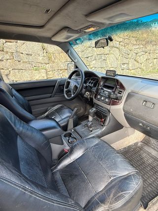 Mitsubishi Montero 2002