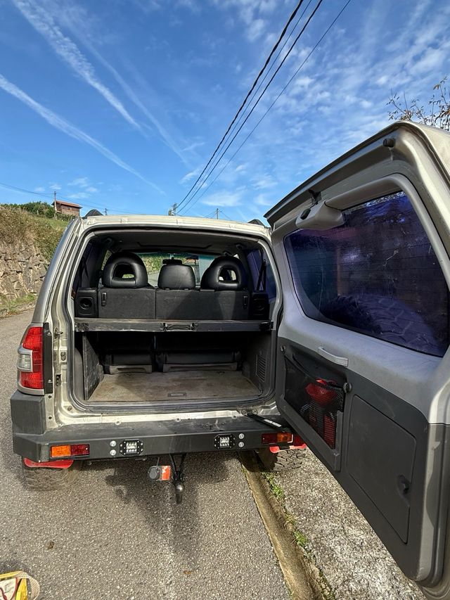 Mitsubishi Montero 2002