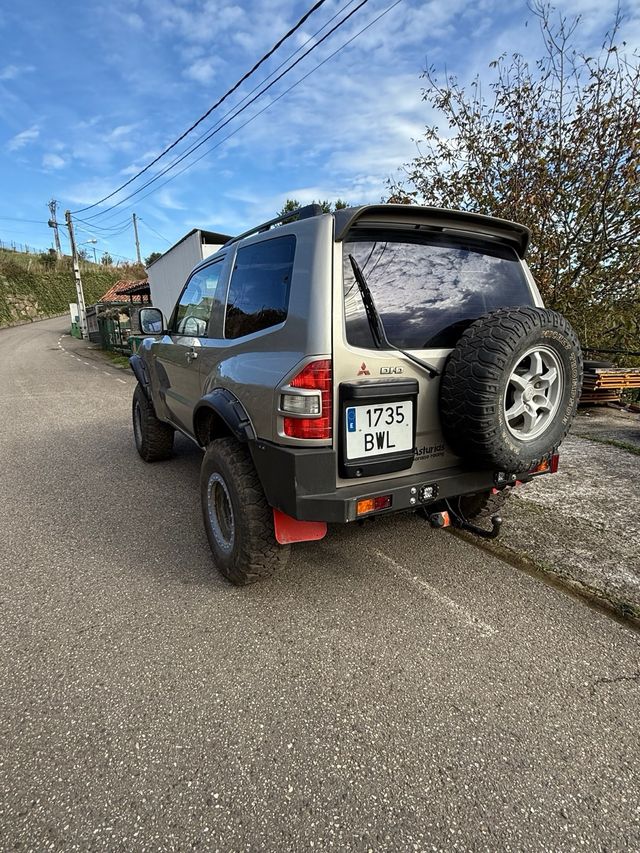 Mitsubishi Montero 2002